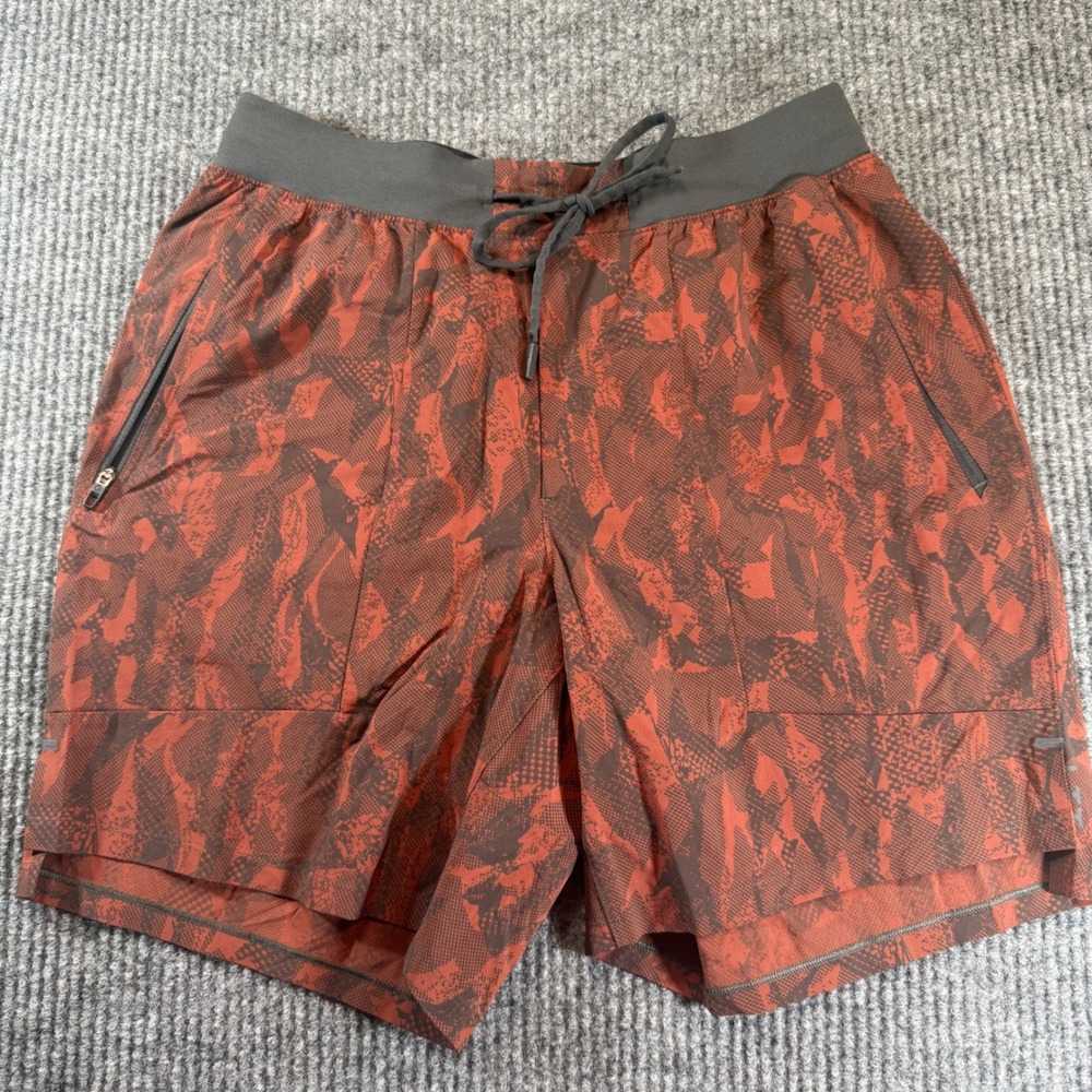 Lululemon Pace Breaker Shorts Men M Orange Digital Reptile Print Lined 7" Inseam